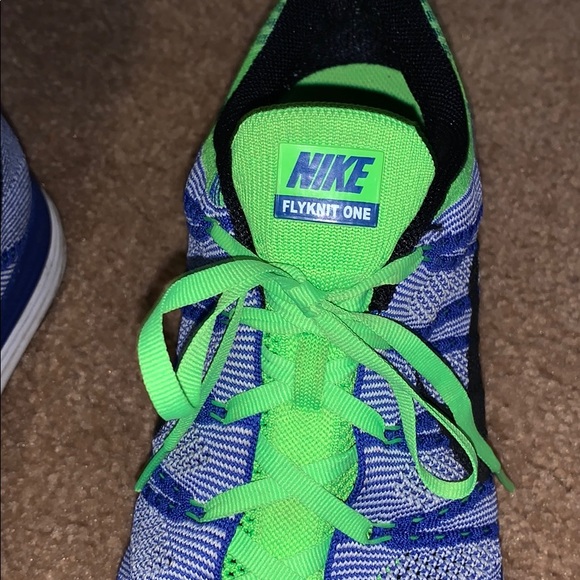 Nike flyknit one running shoes - Picture 3 of 7